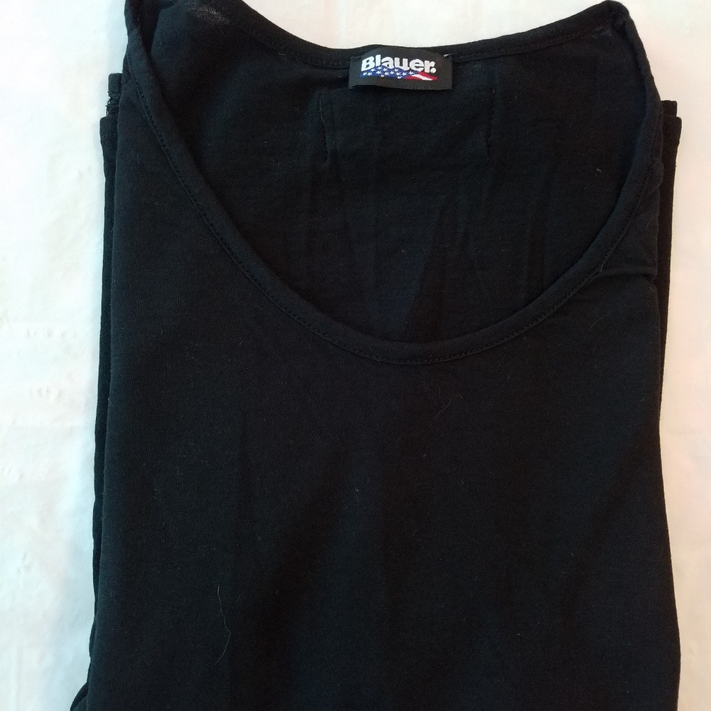 Lightweight black Jersey top